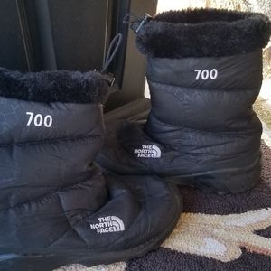 North Face Women's 700 Snow Boots size 7